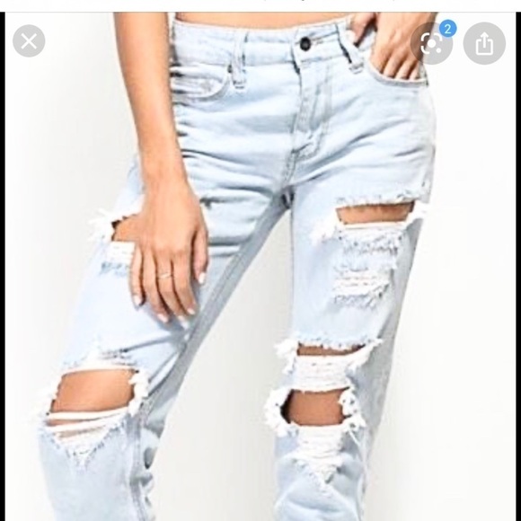 FOREVER 21  Destroyed Skinny Jeans Light Wash - Picture 1 of 5